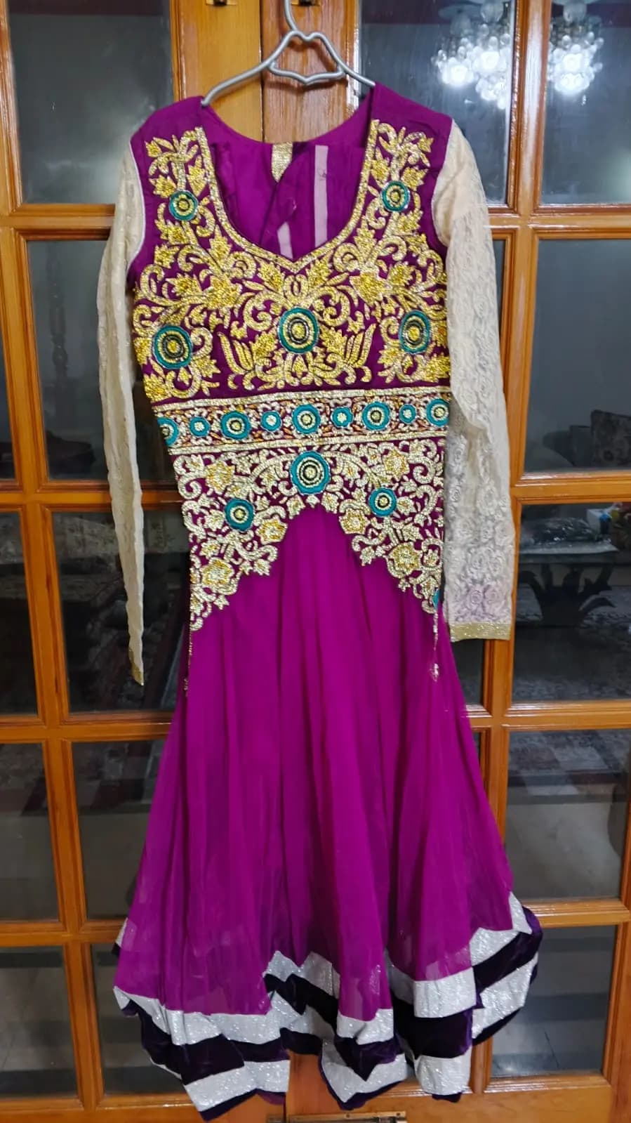 Stitched & Used Ladies clothes for sale ( Size is in between Medium to Large ) in Wapda Town Phase 1, Lahore