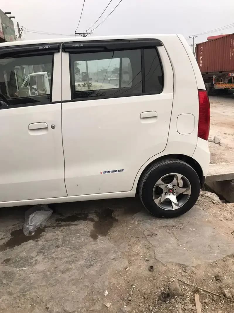 Suzuki Wagon R VXL Model 2019 in Johar Town, Lahore
