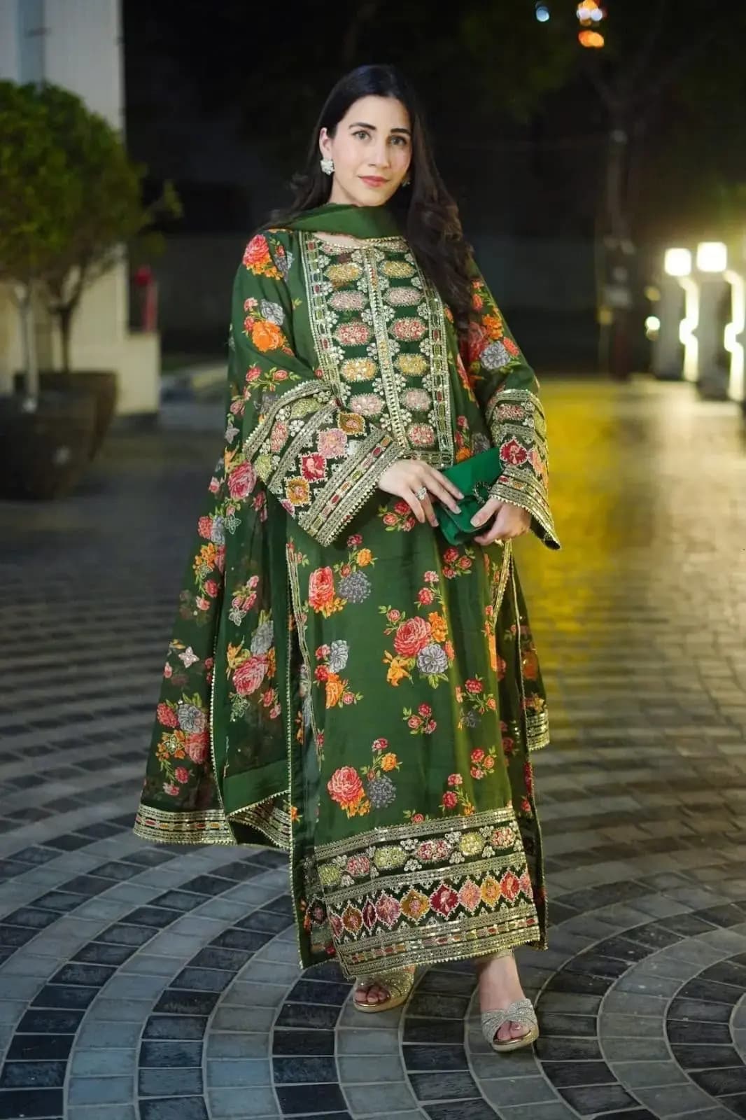 3 pcs women’s unstitched embroidered suit in Lahore