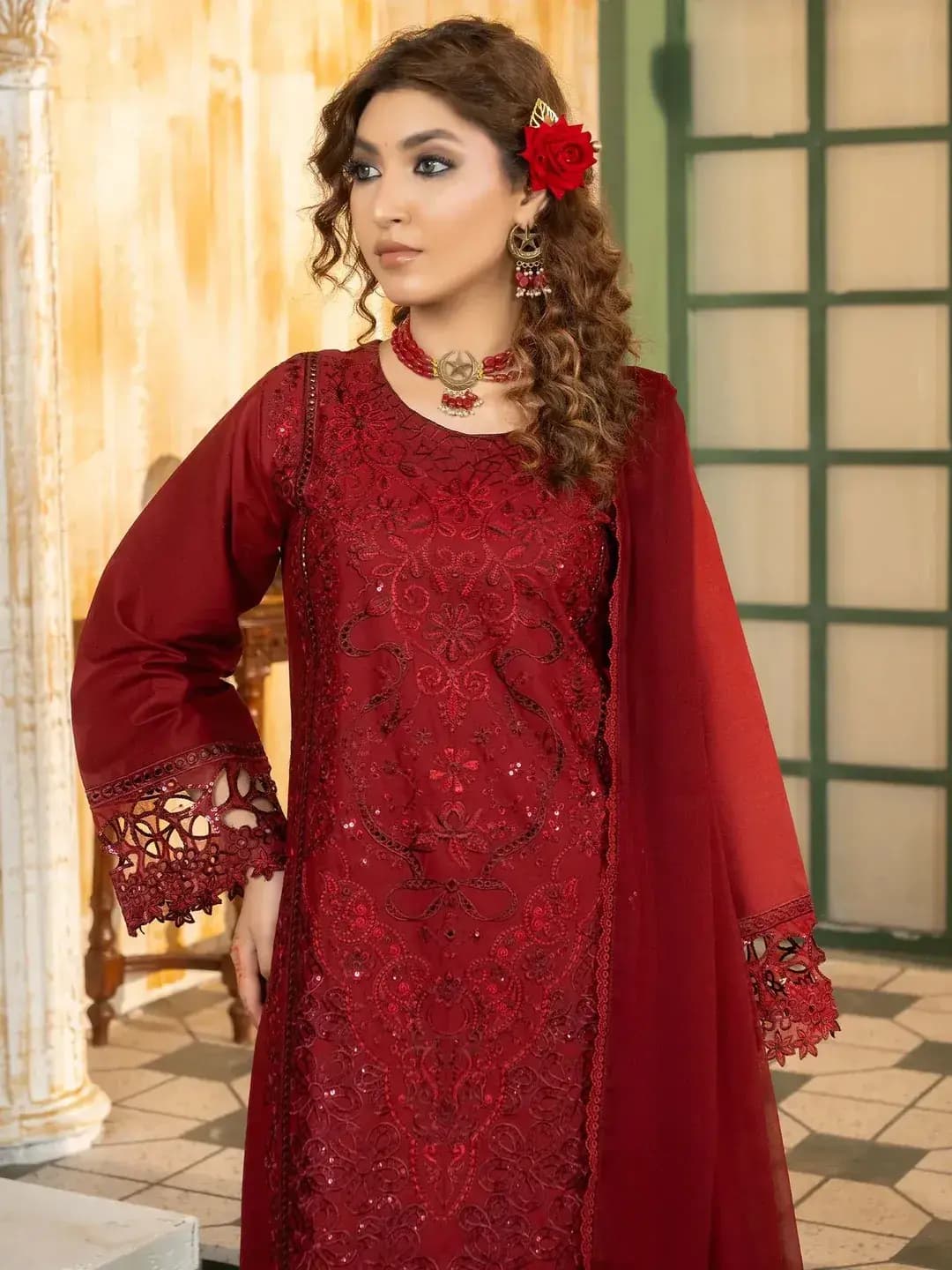 Simt-U3B Maroon embroidered lawn suit for women 3pcs in Lahore