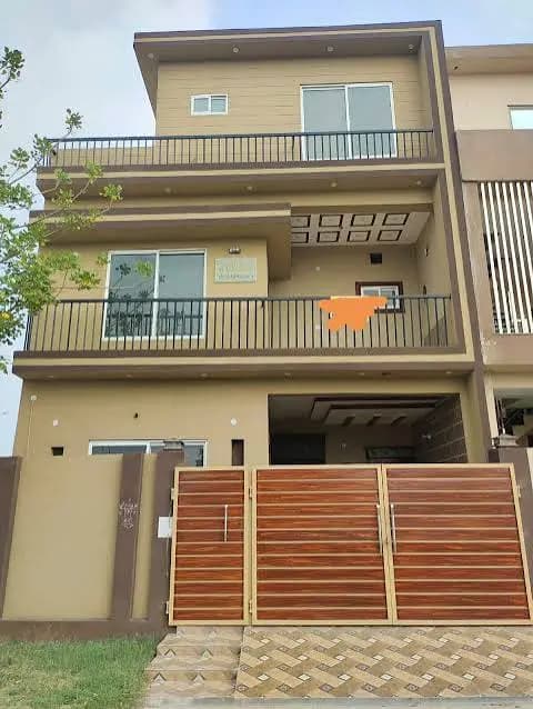5 Marla House Available for Rent in Gulberg 3, Lahore