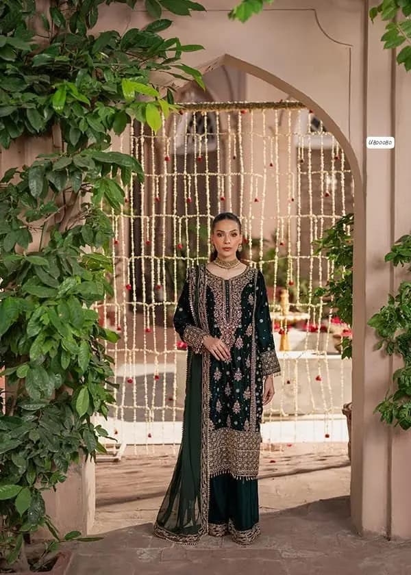 3pcs Haseens velvet collection in Factory Area, Faisalabad